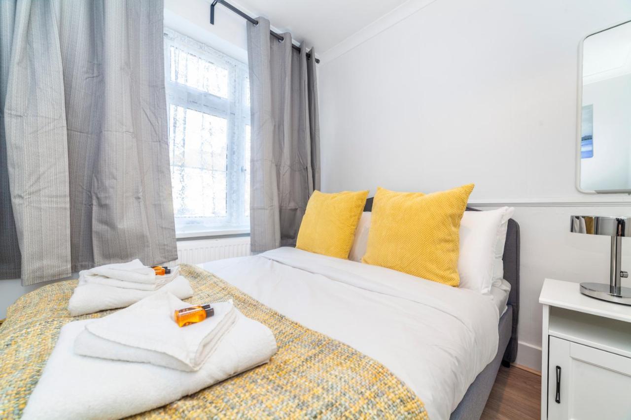 Autonomous 2 Bdr Apartment With Garden And Parking Enfield Exteriör bild